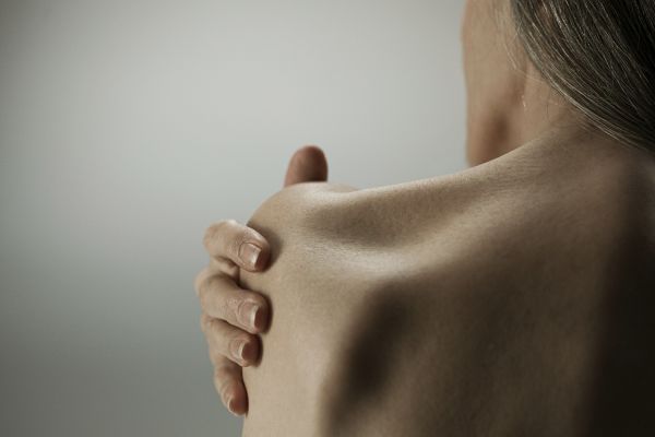 ΠΟΝΟΣ ΣΤΟΝ ΩΜΟ: ΣΥΝΔΡΟΜΟ ΥΠΟΑΚΡΩΜΙΑΚΟΥ ΠΟΝΟΥ